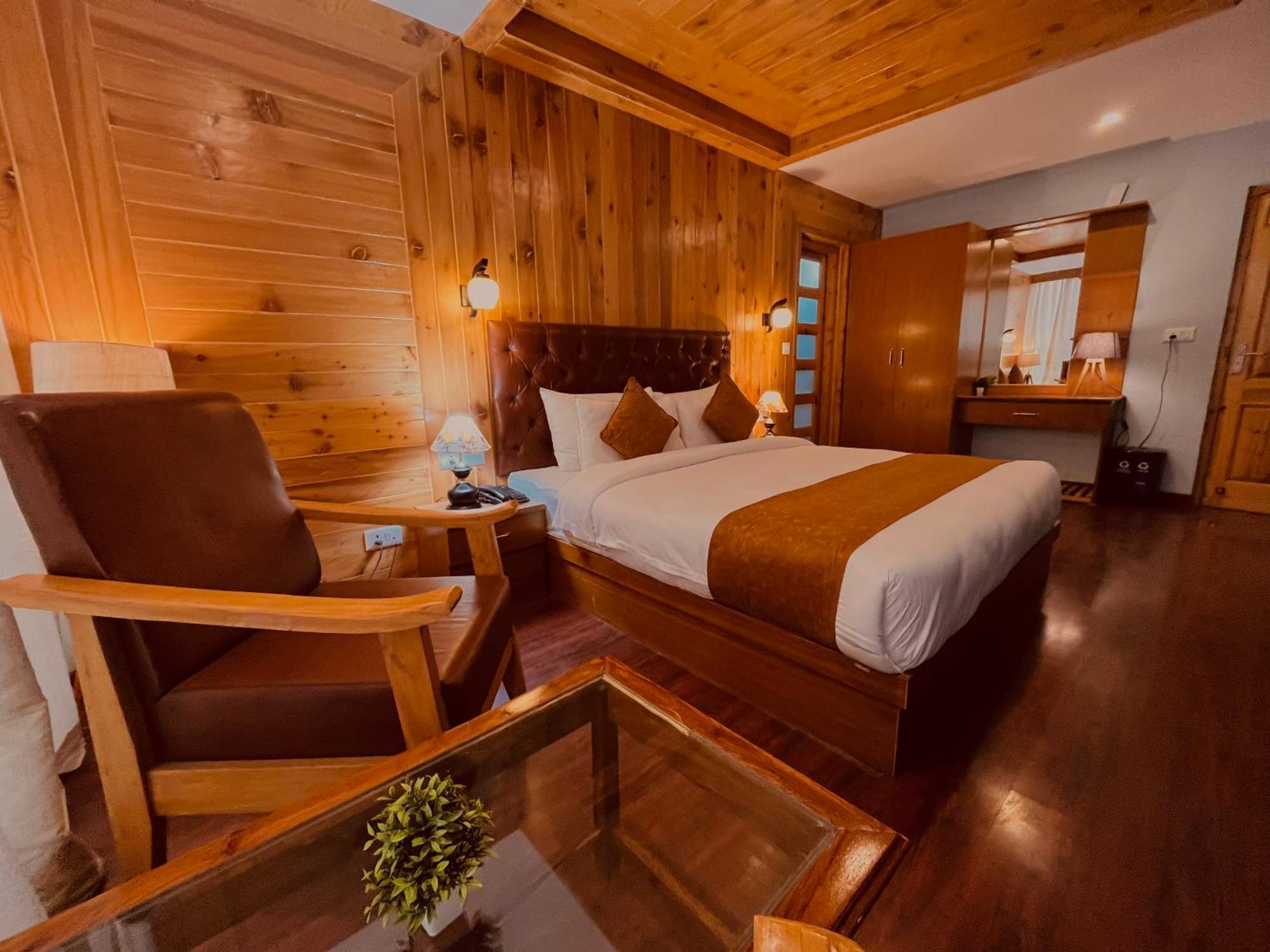 Tata Vista Resort Mall Road Manali - Centrally Heated & Air Cooled Esterno foto