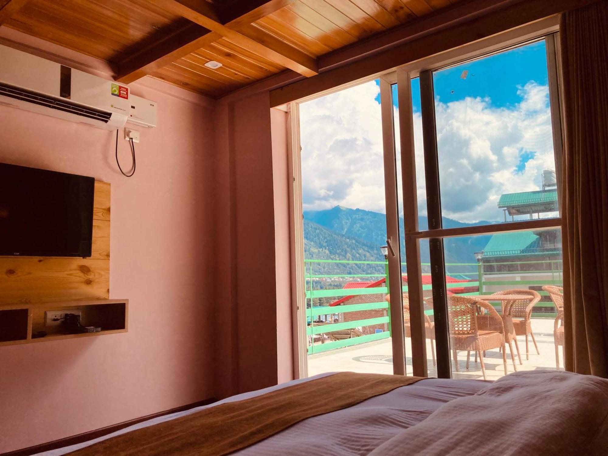 Tata Vista Resort Mall Road Manali - Centrally Heated & Air Cooled Esterno foto